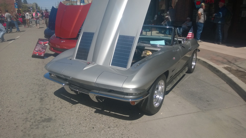 Illustration for article titled Redmond OR Car Show Photo Dump